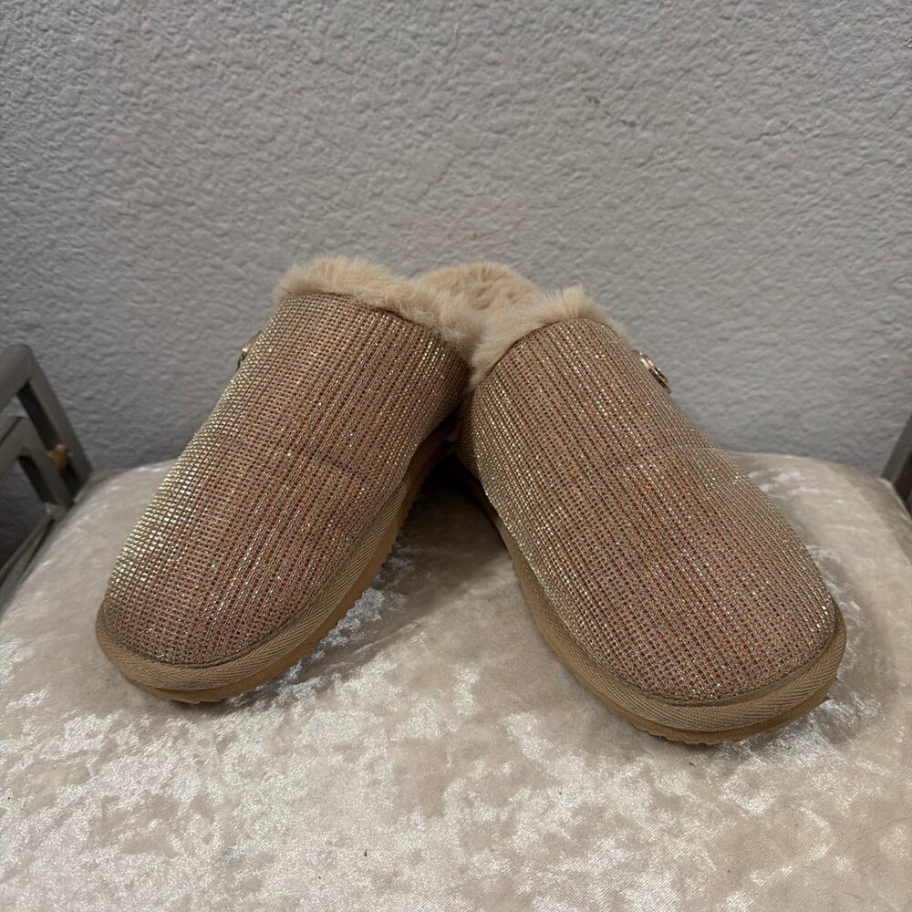 Michael Kors Sparkly Rose Gold Fuzzy Lined Slippers Size 8
